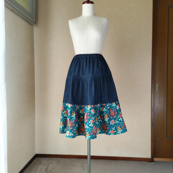 裾のフリルが素敵なリバティスカート　（ティアードスカート） 11枚目の画像