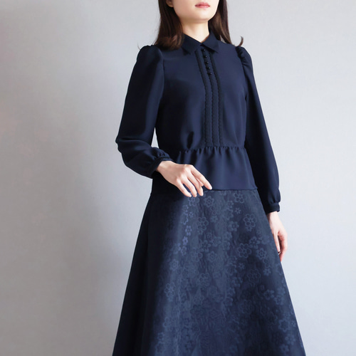 【美品】ジェーンマープル 長袖ブラウス つけ襟付き ネイビー 紺色 完売です！【様々なシーンで活躍◎】ウエストインしなくても