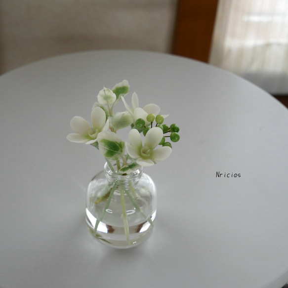 再販）本物？ちょこっとマジカルウォーター一輪挿し✿クレイフラワー
