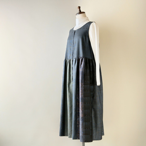 着物リメイク 大島紬 前ファスナー パッチワークのジャンパースカート 