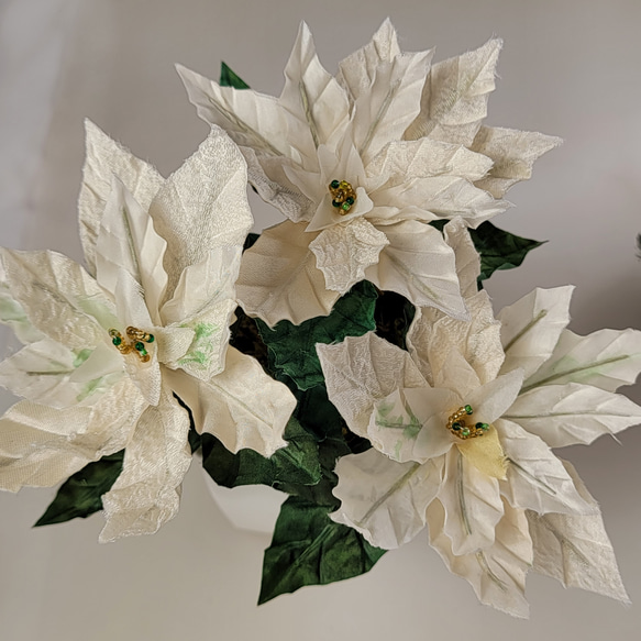 白いポインセチア　鉢植え風 　布花 （正絹） 16枚目の画像