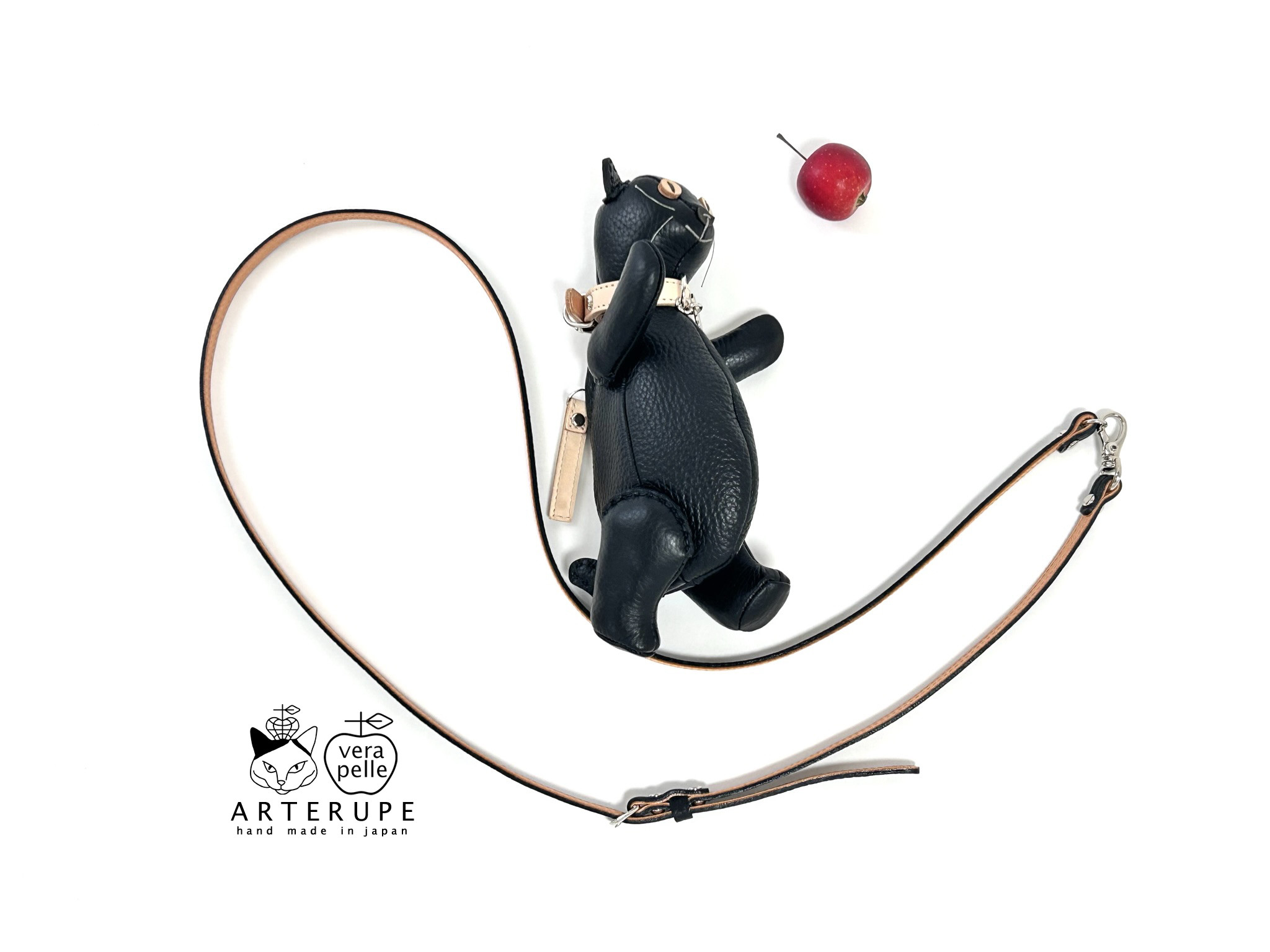 Tummy Cat Shoulder 黒猫 本革ミニポーチショルダー