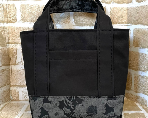 リバティプリントのマチ大きめ帆布トートバッグ ブラック系 bk38