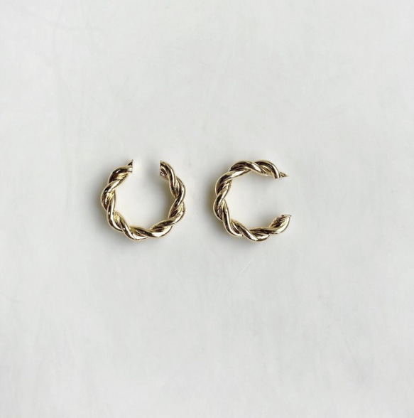 (全2色)Metal twist ear cuff 3枚目の画像