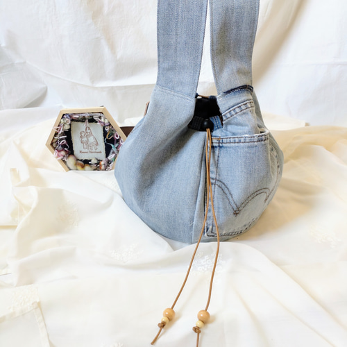 8）デニムリメイク まんまる巾着バッグ 丸底巾着 巾着バッグ Kanmi
