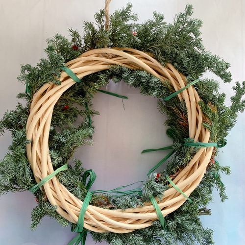 送料込】コニファーのクリスマスリース☆土台にも♪ ドライフラワー