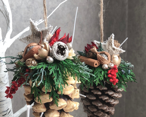 お値下げしました】大きな松ぼっくりのオーナメント ドライフラワー