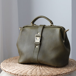 本革　ヌメ革　ハンドメイド　がま口　ポシェット　ショルダーバッグ 柔らかいヌメ革】フラットタイプのがま口バッグ 手作りのレザー