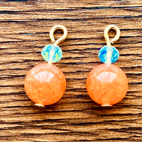 サンストーン(約8mm玉)のピアス(イヤリング)ラメが入ったような、独特