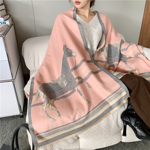 ストール マフラー 馬柄 ピンク ストール 大判 ショールカシミヤ ストール マフラー 馬柄 ピンク ストール 大判 ショールカシミヤ