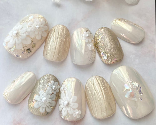 no.013 ネイルチップ 結婚式 成人式 前撮り 白 振袖 卒業式 フラワー 409611aebc48a7427214f9426b67ab