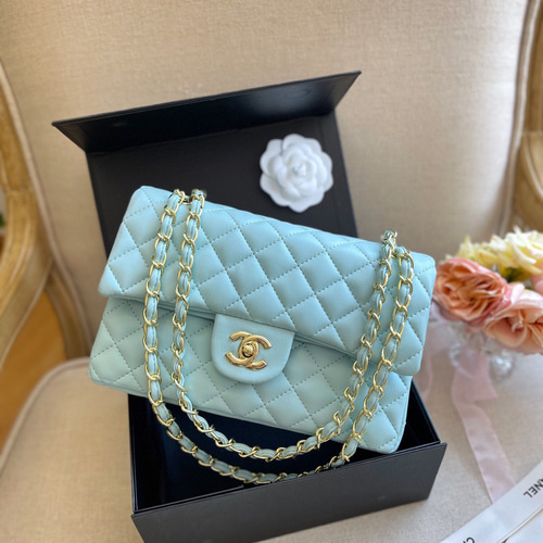 お洒落スクエア♡【 CHANEL 】シャネル ショルダー バッグ スクエア CHANEL(シャネル) バッグ・カバン(レディース) - 海外