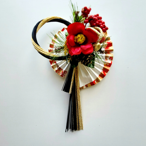 黒金水引結び注連縄白扇赤椿 しめ縄 正月 正月飾り 正月リース しめ縄