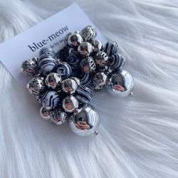 ＊再販＊    B    天然石　じゃらじゃら　ピアス　イヤリング　／　ブラック 3枚目の画像