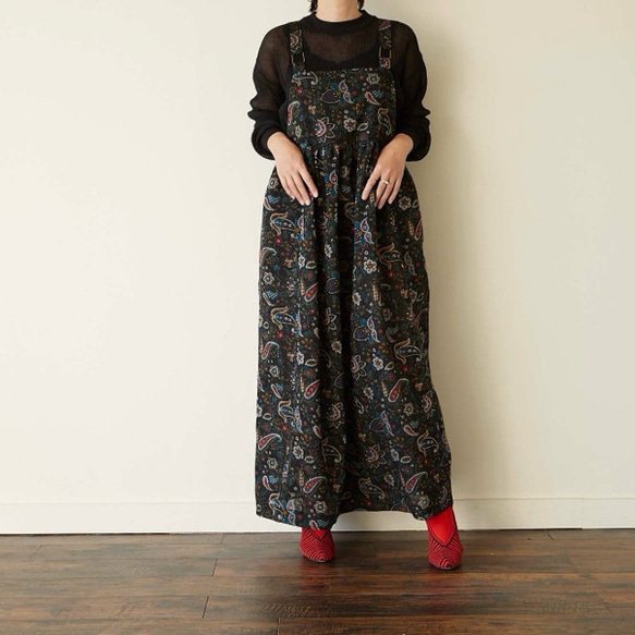 apron dress (black paisley) 2枚目の画像