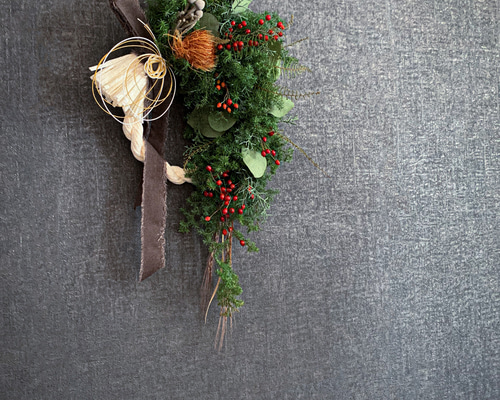 クリスマスリースにもなるモダンなしめ縄リース しめ縄・しめ飾り 葉