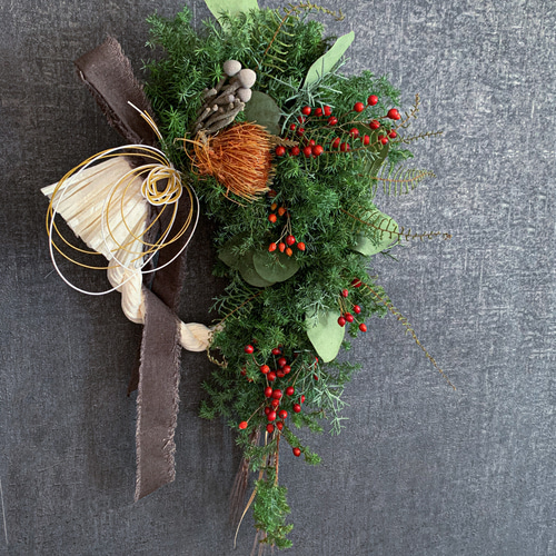 クリスマスリースにもなるモダンなしめ縄リース しめ縄・しめ飾り 葉