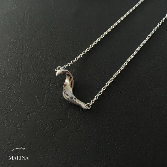 wave necklace 2枚目の画像