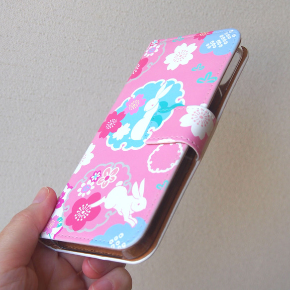 桜うさぎの手帳型スマホケース #iPhone15対応 11枚目の画像