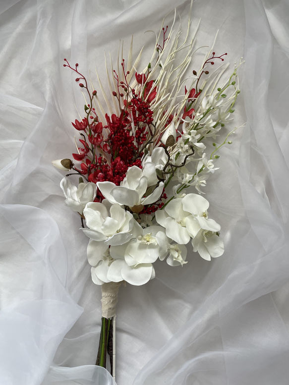 グリーンを纏った胡蝶蘭のウェディングブーケ&ブートニア☆造花☆前撮り・和装にも Tata8】ウェディングブーケ/ブートニアセット 胡蝶蘭 白無垢 着物 和装