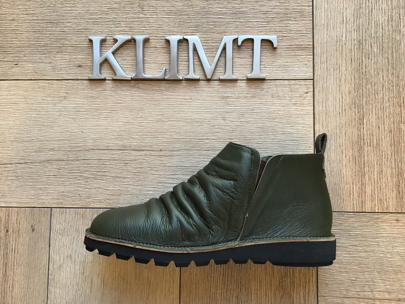 牛革　軽量アウトステッチサイドゴアブーツ　カーキ