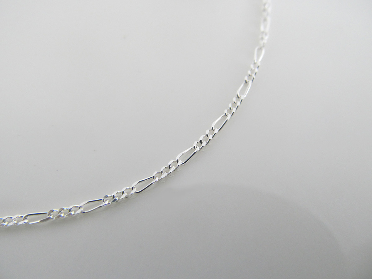 まあるい月のペンダント