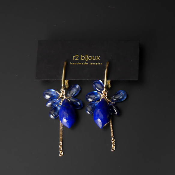 #933E 優質青金石和藍晶石觸感柔軟的耳環 第3張的照片