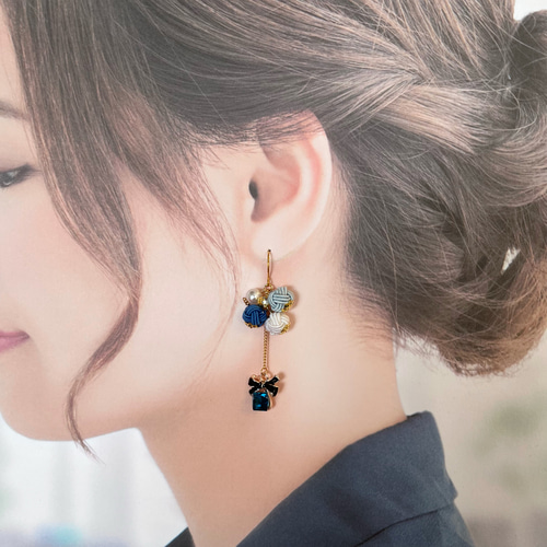 水引 冬色プレゼントボックスピアス/イヤリング ピアス（フック