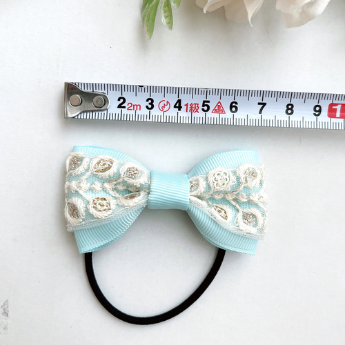 再販】インド刺繍キッズリボン✳︎葉っぱ柄スパンコール刺繍、水色