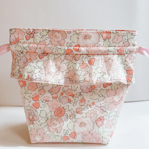 リバティ フリルポーチ ＊丸い巾着＊バッグに付ける巾着 リバティ 巾着 | ATELIER CHIHIRO Blog