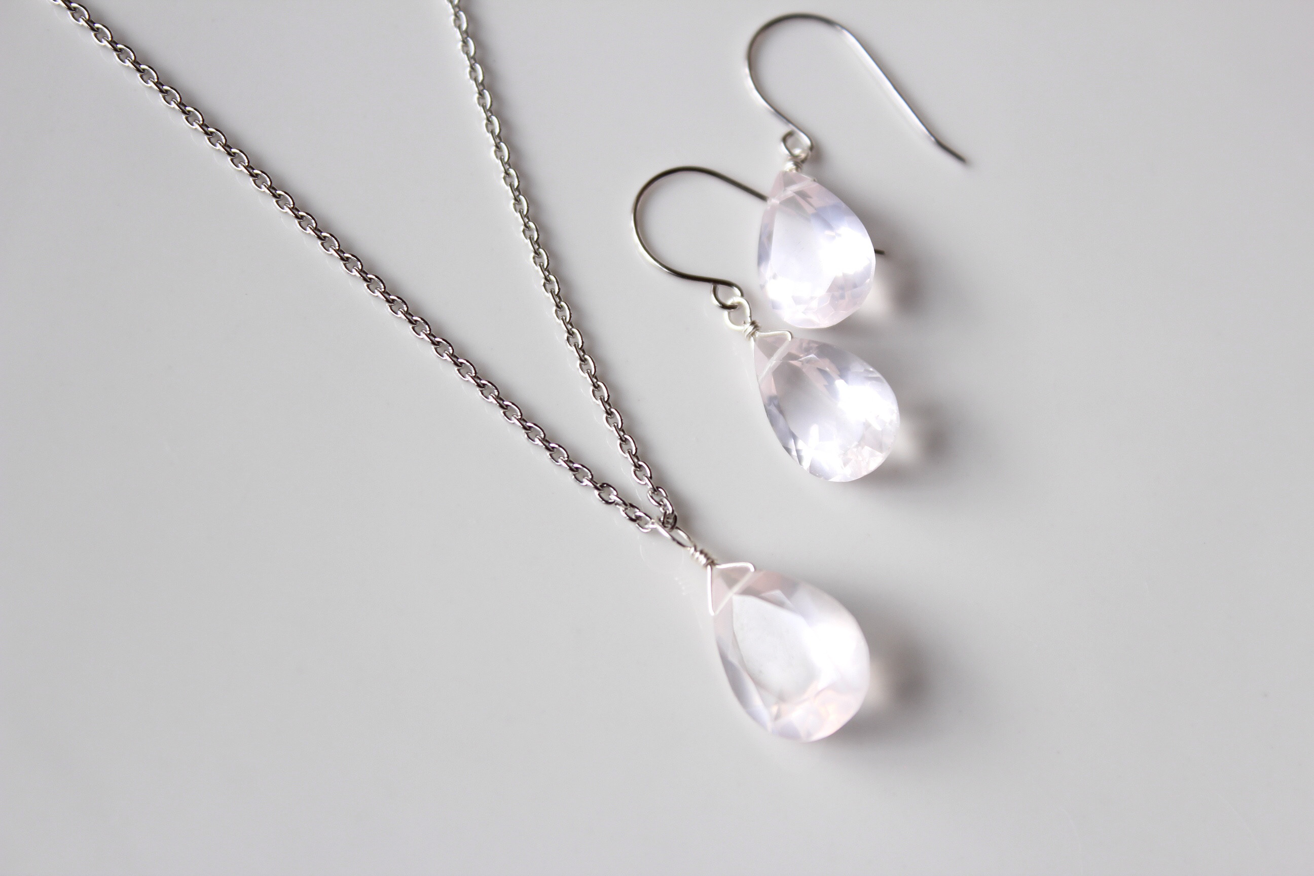 ローズクォーツセット。ピアス&ネックレスSV925