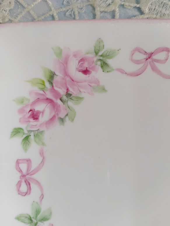 ♡四角皿➕湯呑み茶碗(薔薇/ピンク色リボン)13.5cmX13.5cm 7枚目の画像