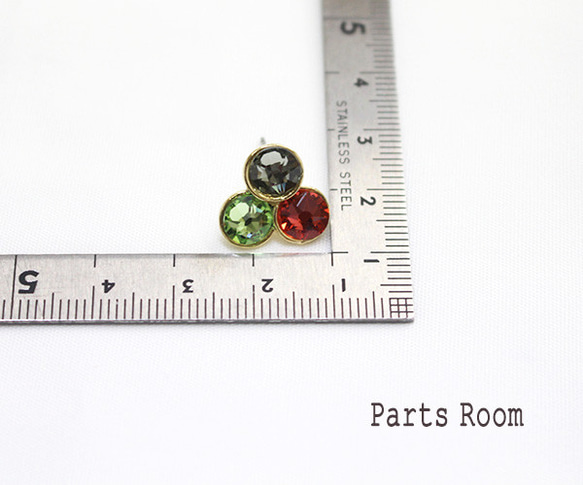 [2 件] 三重施華洛世奇耳環 [紅色 x 綠色 x 藍色] [鈦柱] -mt-3832 第4張的照片