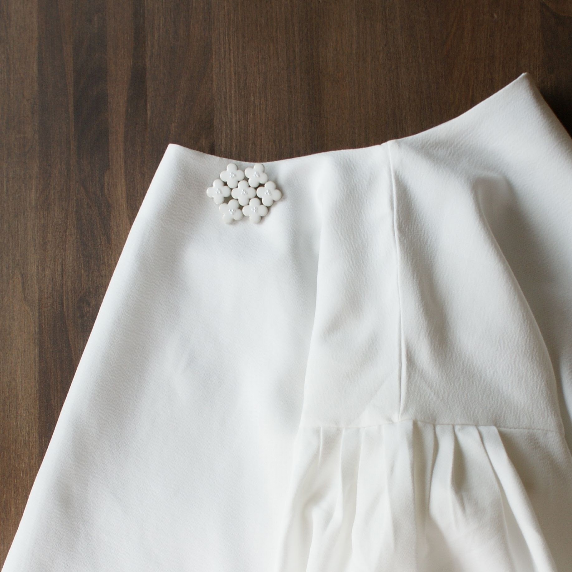 美濃焼とパールの紫陽花ブローチセット ピアスorイヤリング ホワイト　フォーマル　帯留め　白