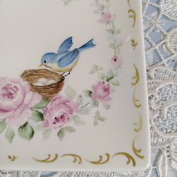 ♡四角皿➕湯呑み茶碗(小鳥と薔薇) 5枚目の画像