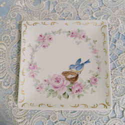 ♡四角皿➕湯呑み茶碗(小鳥と薔薇) 4枚目の画像