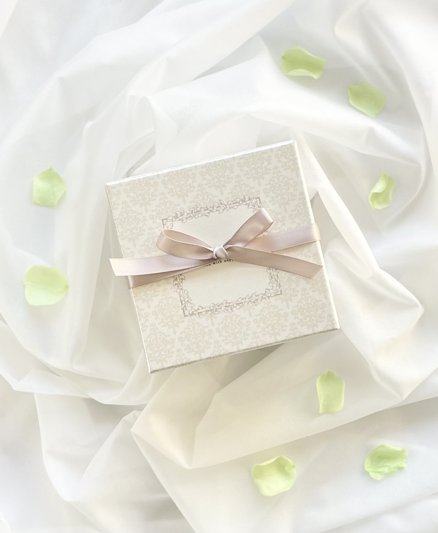 インテリア雑貨　ギフト　プチギフト　おしゃれ　可愛い　人気　ボックス　長持ち　造花　バラ　記念日　母の日　遅れてごめんね