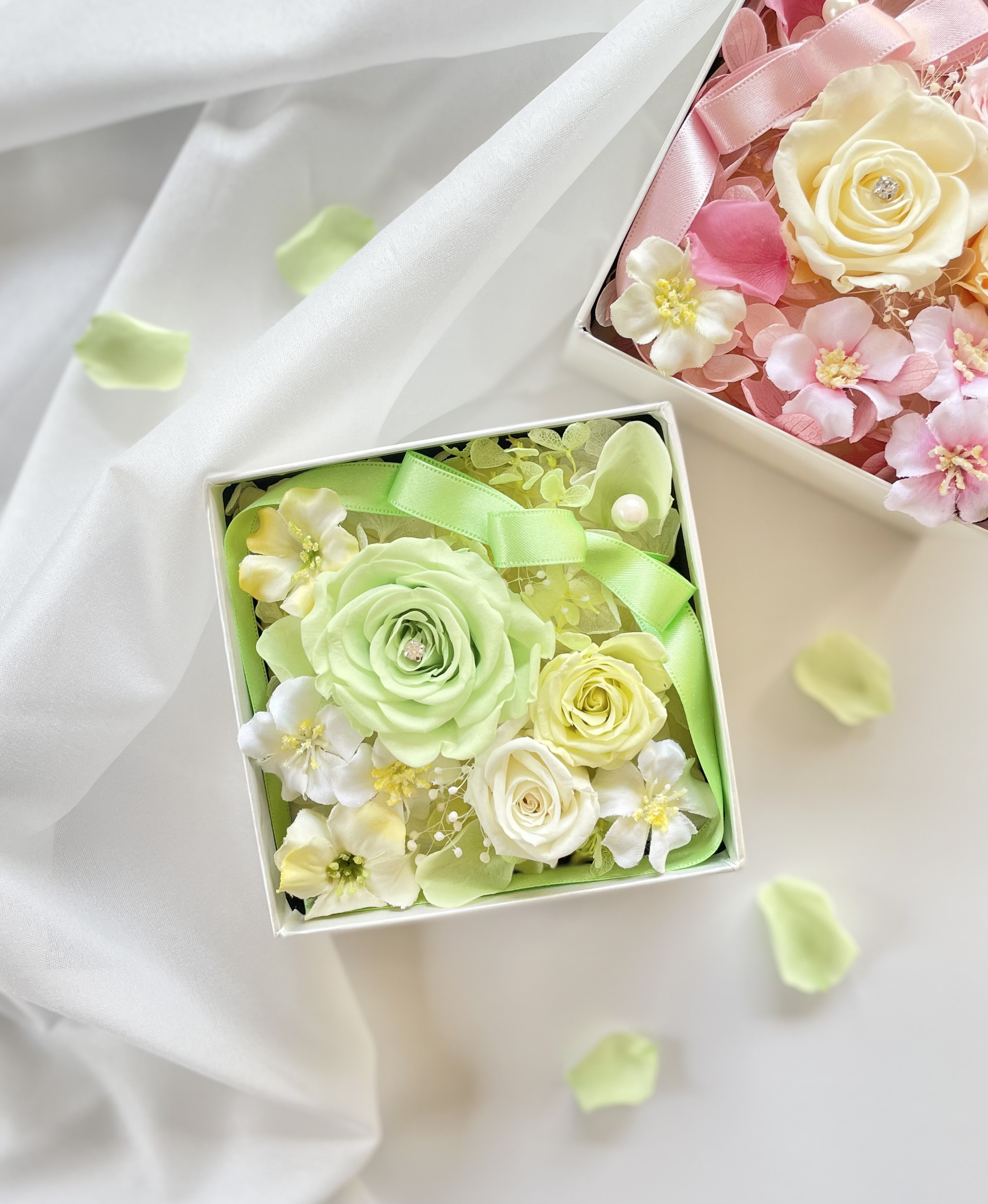 インテリア雑貨　ギフト　プチギフト　おしゃれ　可愛い　人気　ボックス　長持ち　造花　バラ　記念日　母の日　遅れてごめんね