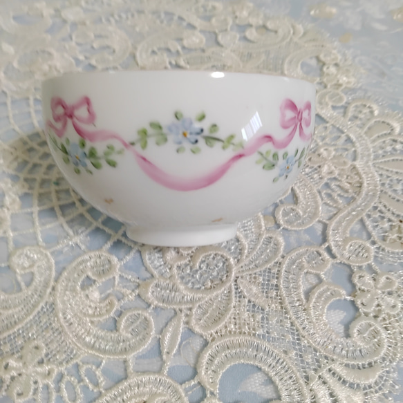 ♡角皿➕湯呑み茶碗(忘れな草/ ピンクリボン) 8枚目の画像