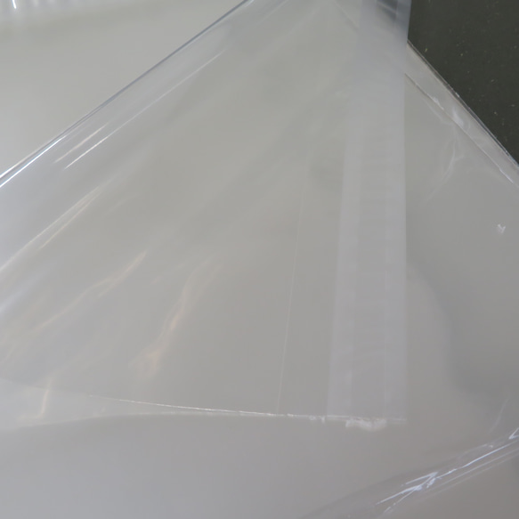 【在庫処分特価！】作品の梱包に最適♪透明なCPP袋A4サイズ　100枚セット※ふたテープ付き 3枚目の画像
