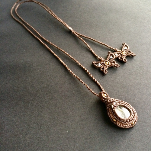 ルチルクォーツのペンダント ネックレス マクラメ編み ネックレス