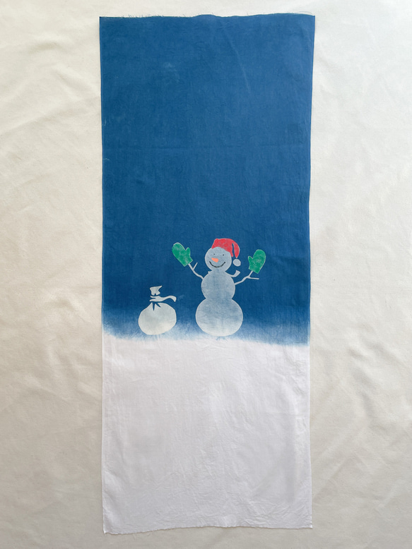 送料無料　" Oh! I love Christmas "1　訳あり　藍染め手ぬぐい 雪だるま型摺り染 プレゼント 2枚目の画像