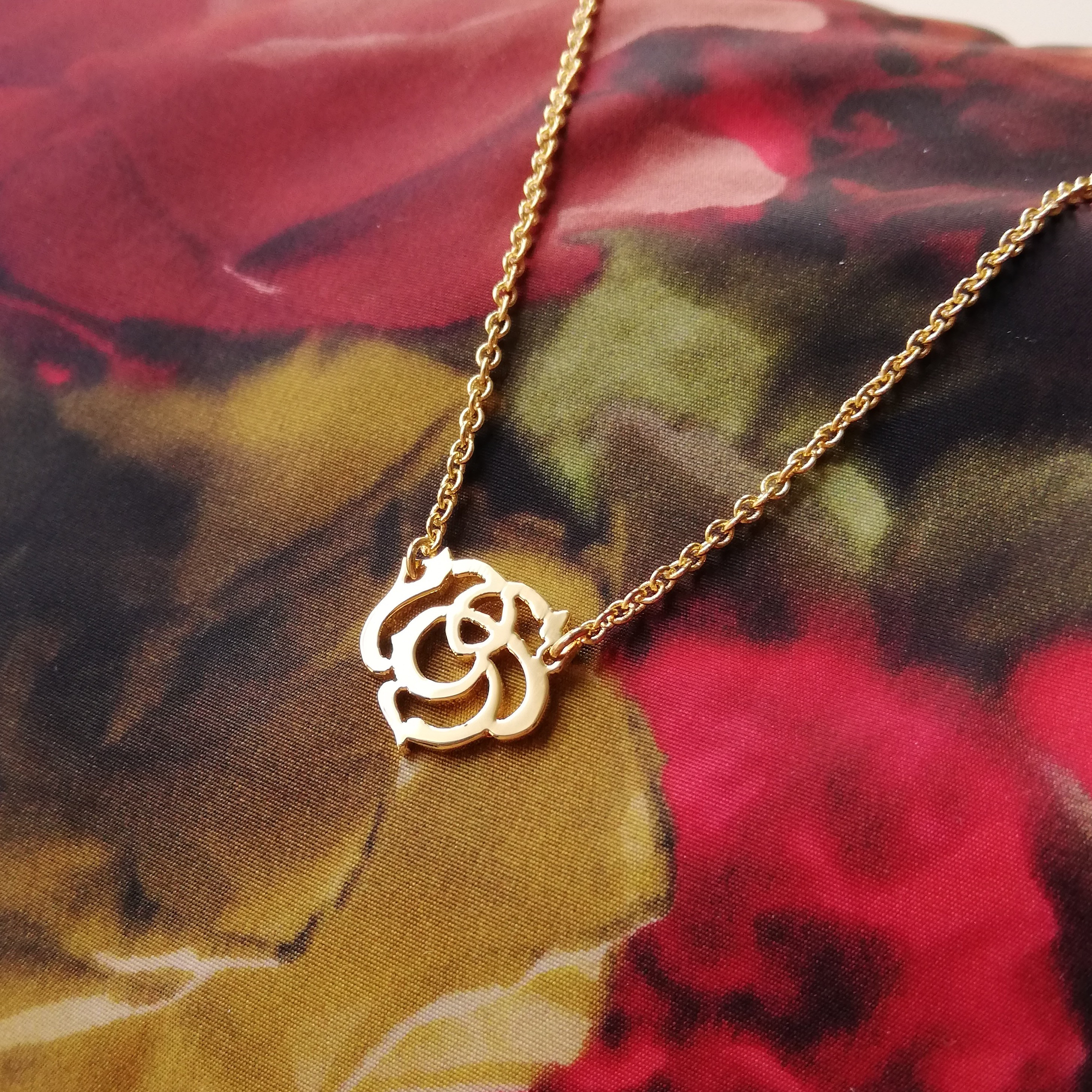 【期間限定送料無料】ひらがなでデザイン “ばら” 文字絵 プチネックレス ローズペンダント