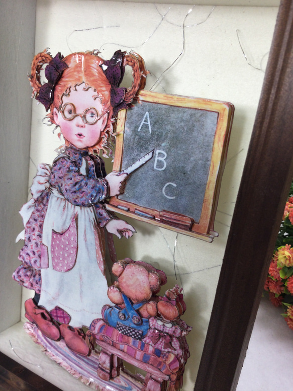 ヨーロピアンスタイルの立体的な紙の彫刻、カントリースタイルの人形、ABCの小さな先生、先生の日、感謝祭、眼鏡をかけている 2枚目の画像