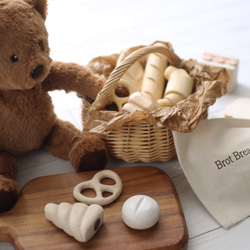 wooden bread set ふんわり優しい 木のおままごとパン 木製パンセット 9枚目の画像