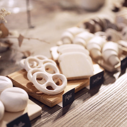 wooden bread set ふんわり優しい 木のおままごとパン 木製パンセット 13枚目の画像