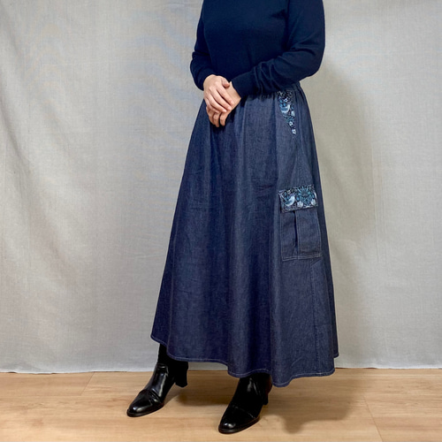 ウィリアム・モリス × ネイビーデニム》大人のフレアカーゴスカート