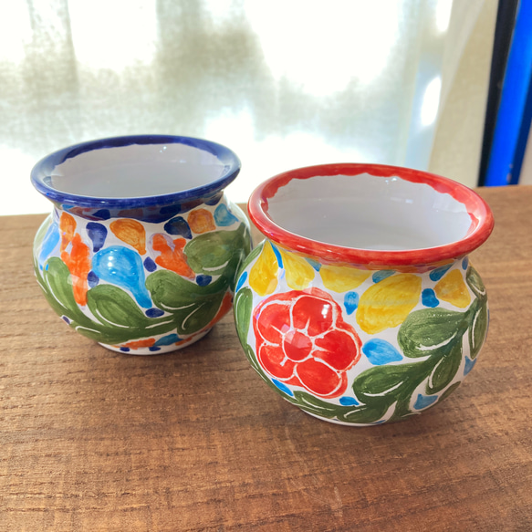食器にもなる陶器製プランター 8cm  マヨリカ焼き  イタリア陶器　鉢カバー 花瓶 ポット 2枚目の画像