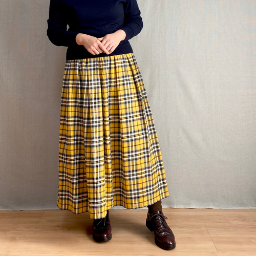 イエロータータンチェックのタックスカート ロングスカート ロング