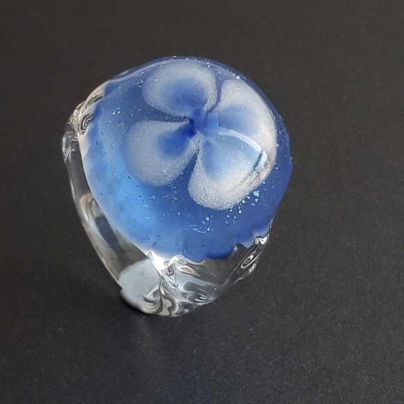 8号ガラスの指輪 みずくらげ風リング 指輪・リング Glass Art